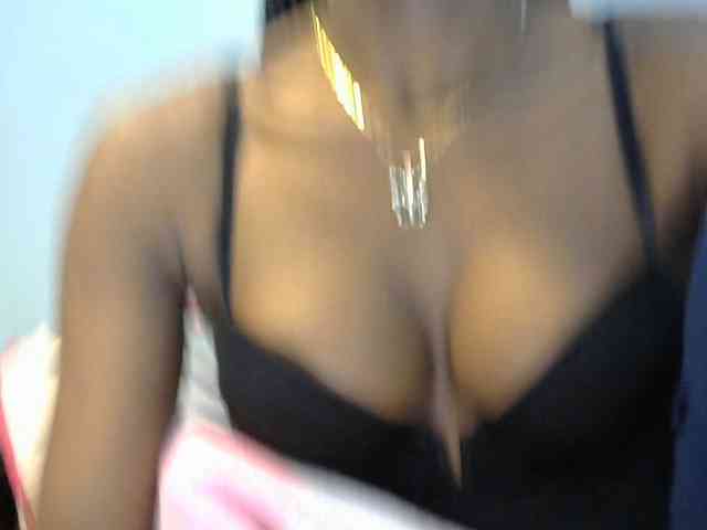Trisha254 webcam