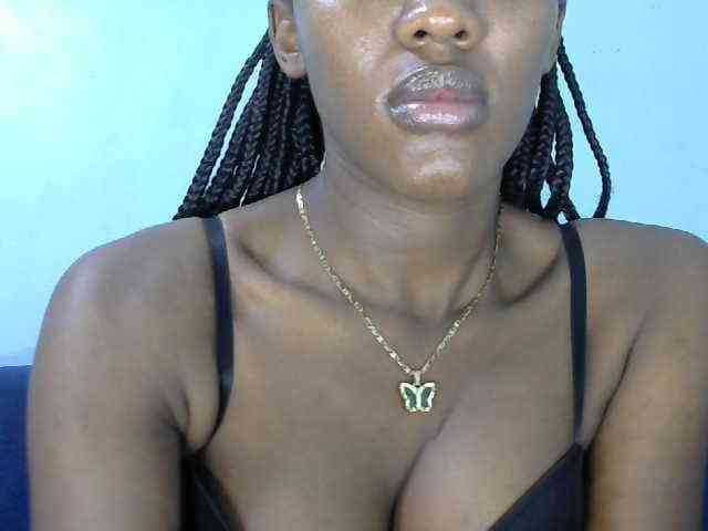 Trisha254 webcam