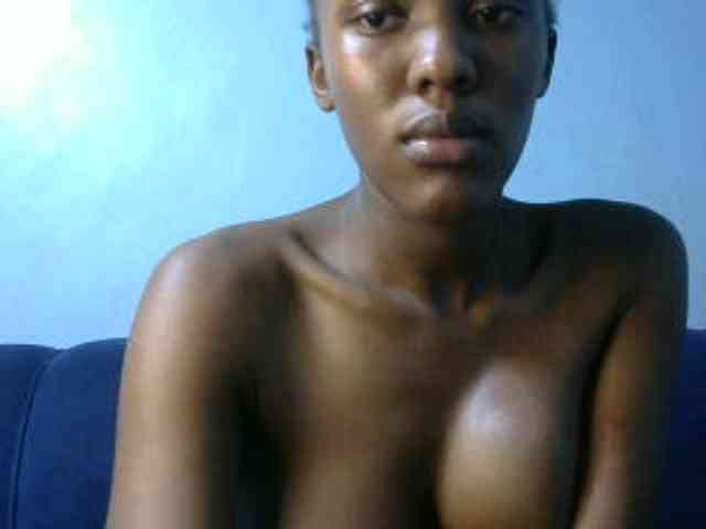 Trisha254 webcam