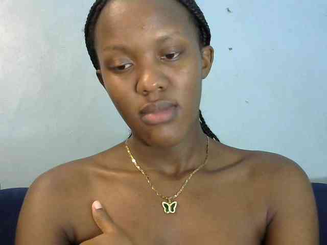 Trisha254 webcam