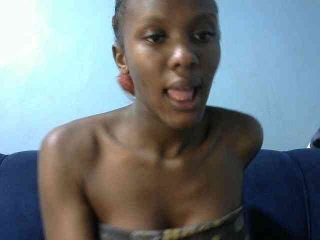 Trisha254 webcam