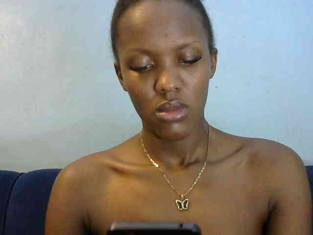 Trisha254 webcam