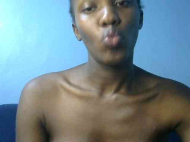 Trisha254 webcam