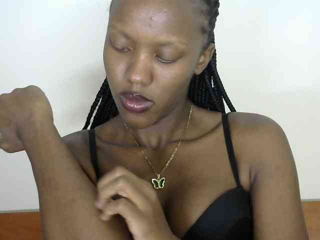 Trisha254 webcam