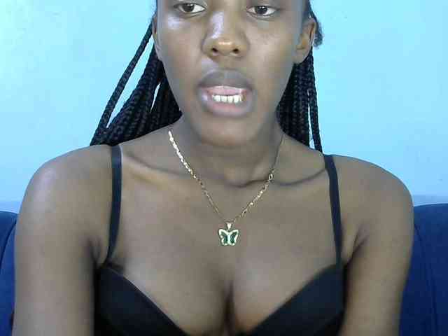 Trisha254 webcam