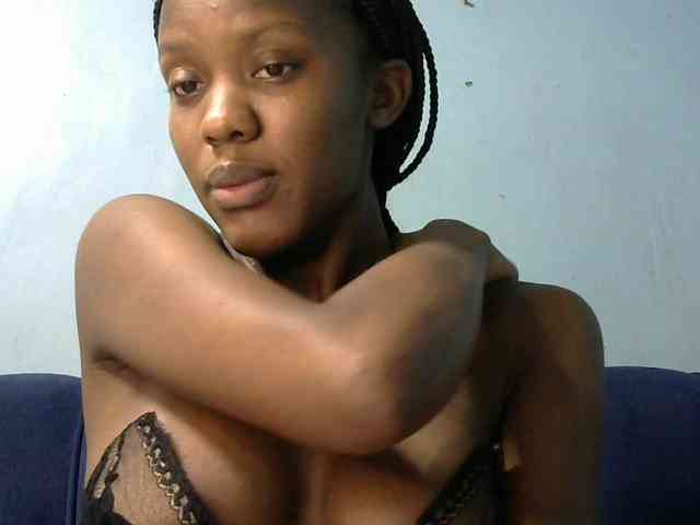 Trisha254 webcam