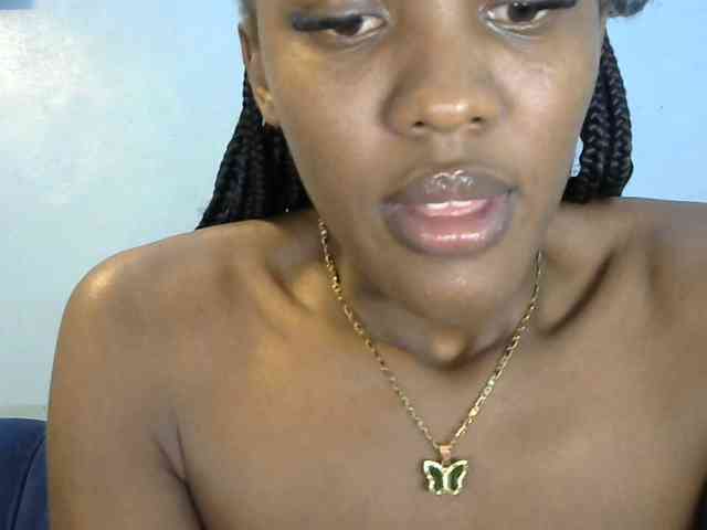 Trisha254 webcam