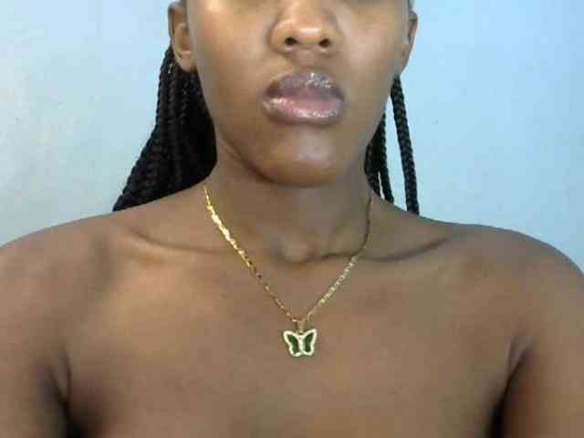 Trisha254 webcam