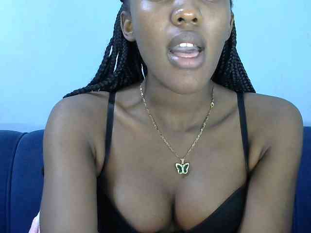 Trisha254 webcam