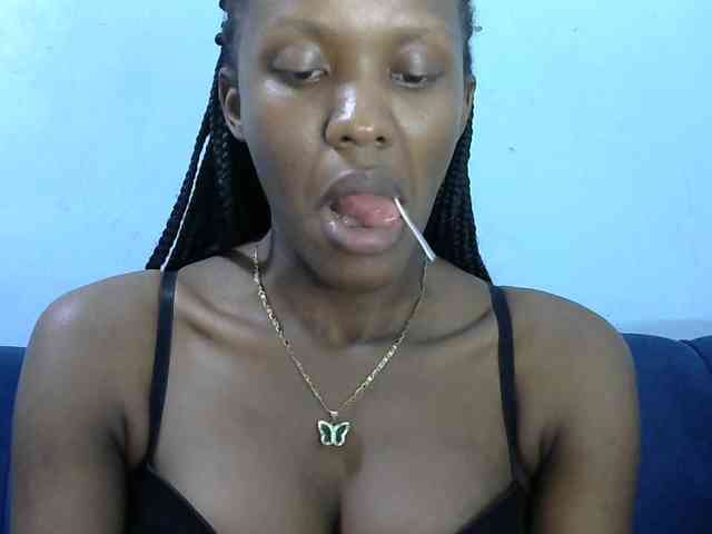 Trisha254 webcam
