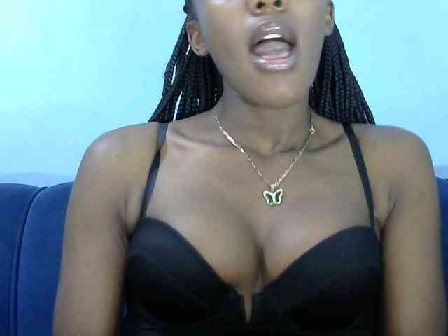 Trisha254 webcam