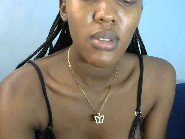 Trisha254 webcam