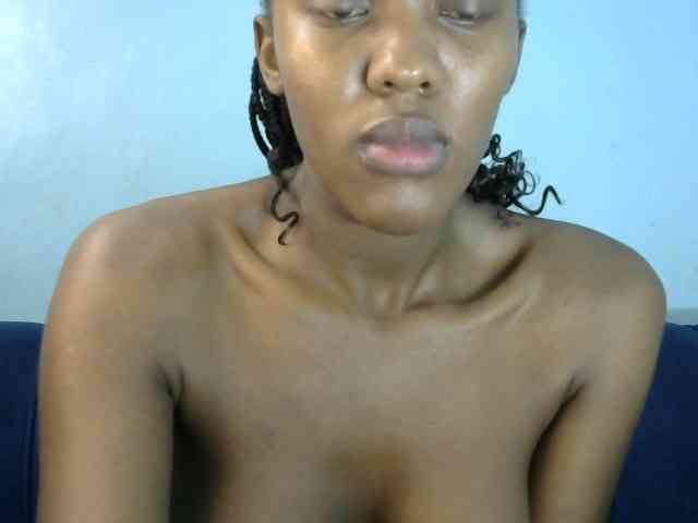 Trisha254 webcam
