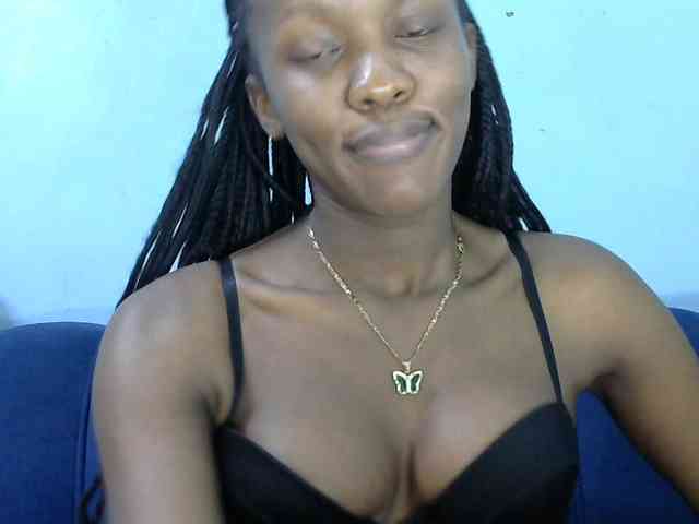 Trisha254 webcam