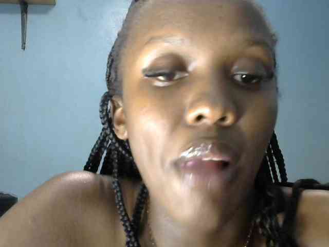 Trisha254 webcam