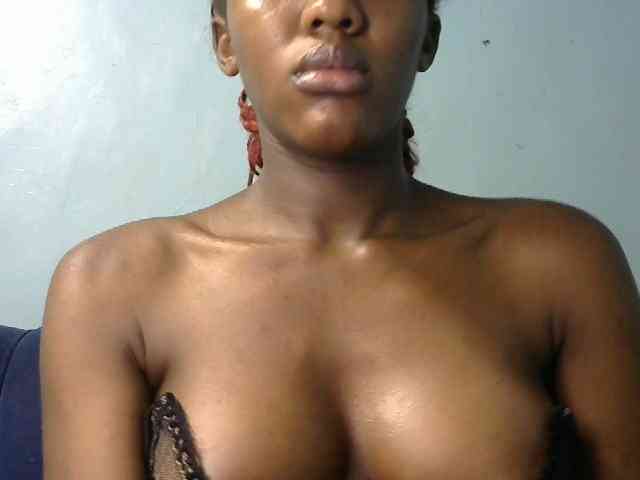 Trisha254 webcam