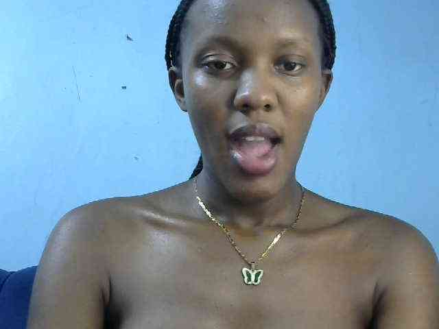 Trisha254 webcam