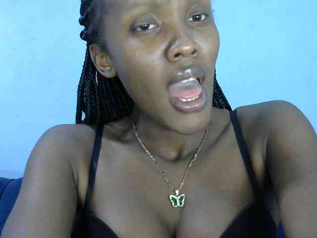Trisha254 webcam