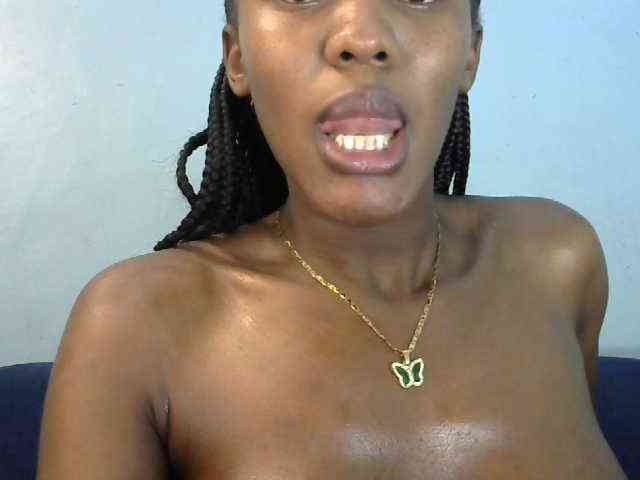 Trisha254 webcam