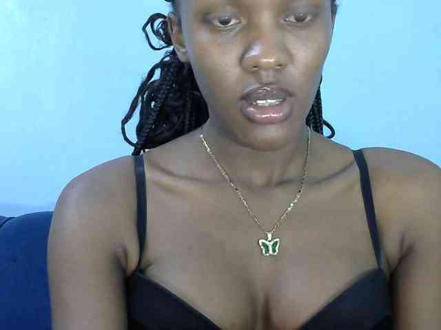 Trisha254 webcam