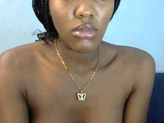 Trisha254 webcam