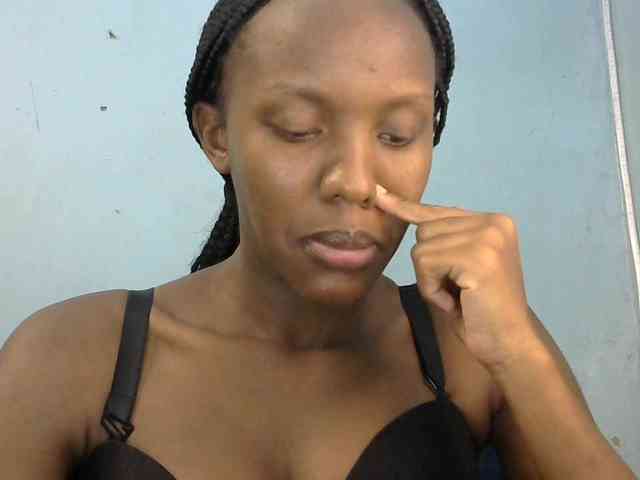 Trisha254 webcam