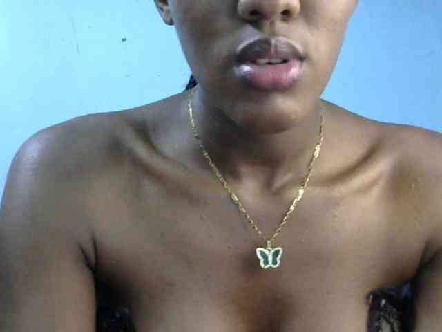 Trisha254 webcam