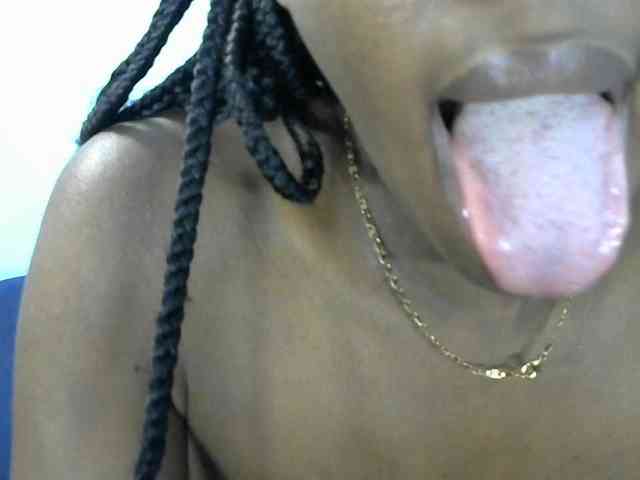 Trisha254 webcam