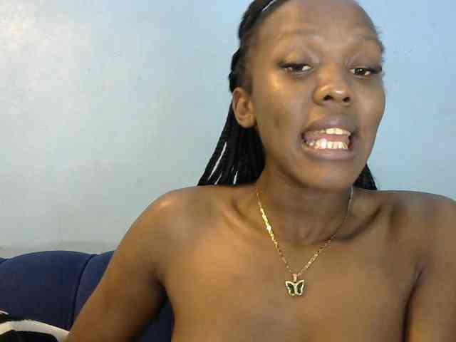 Trisha254 webcam