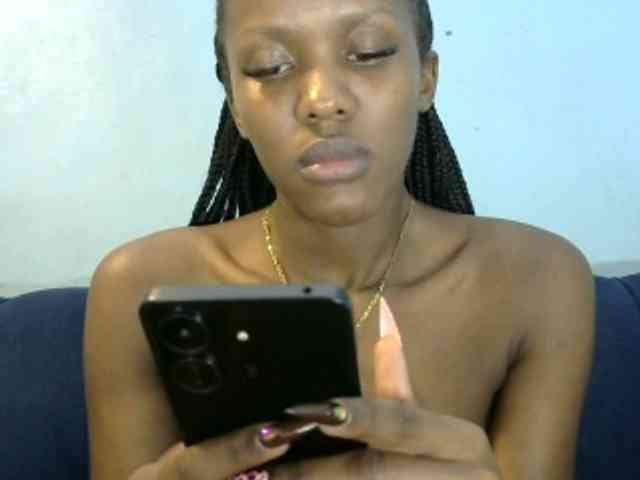 Trisha254 webcam