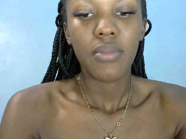 Trisha254 webcam