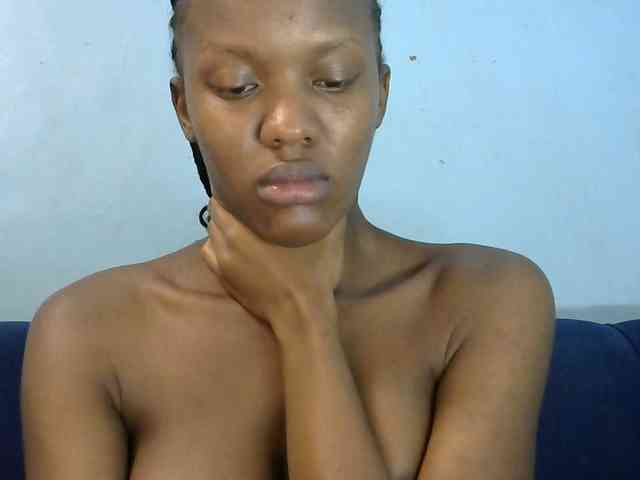Trisha254 webcam