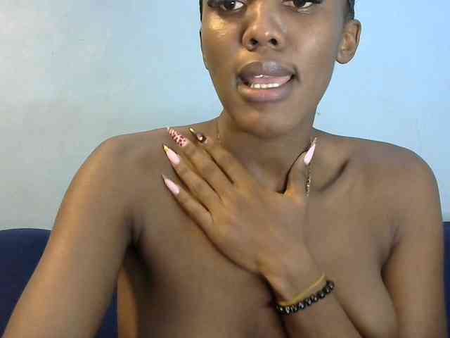 Trisha254 webcam