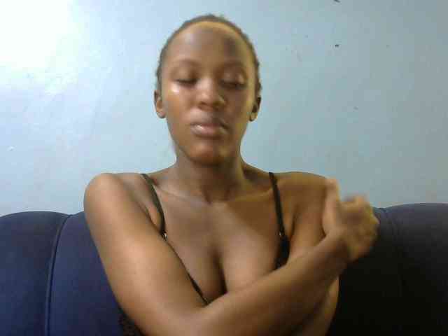 Trisha254 webcam