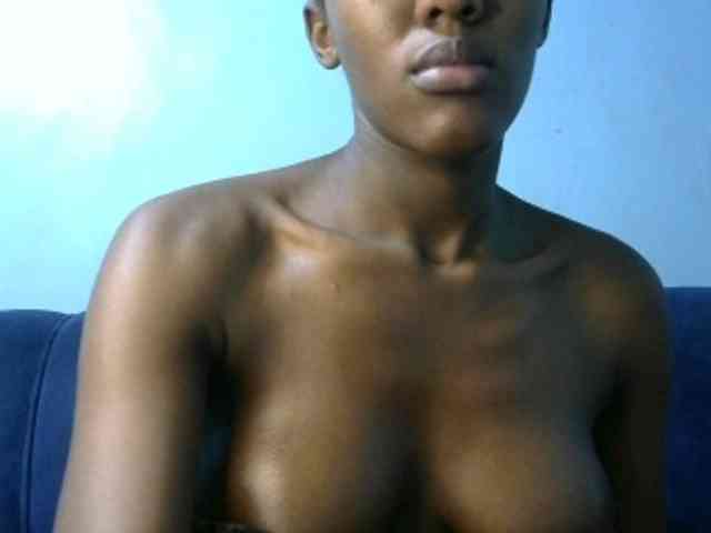 Trisha254 webcam