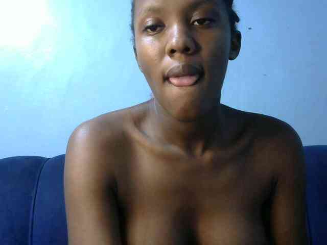 Trisha254 webcam