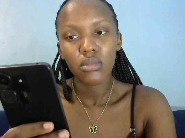 Trisha254 webcam