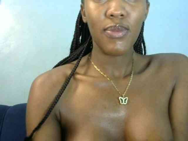 Trisha254 webcam