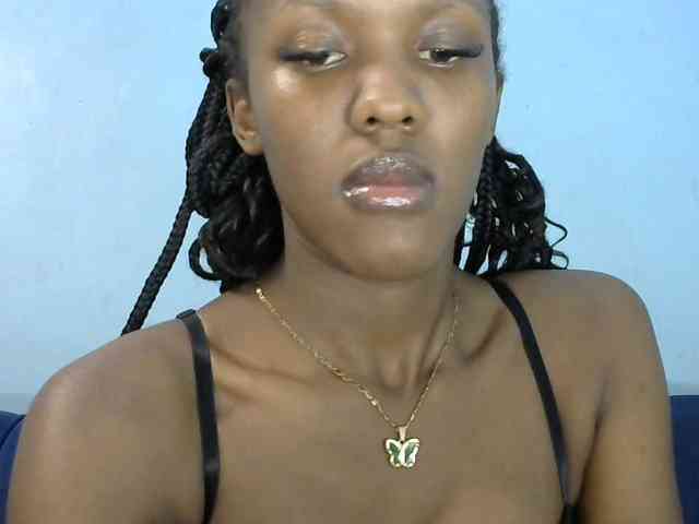 Trisha254 webcam