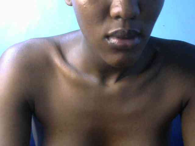 Trisha254 webcam