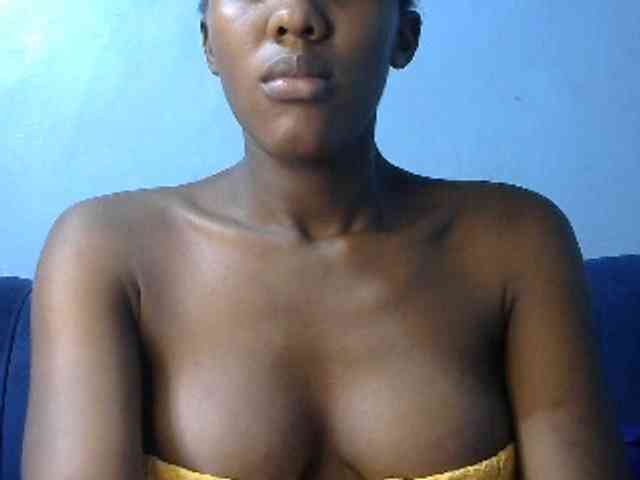 Trisha254 webcam