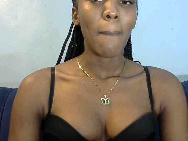 Trisha254 webcam