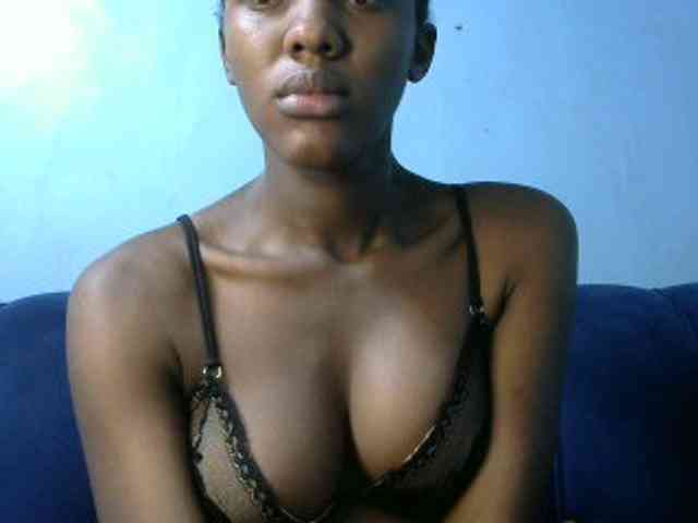 Trisha254 webcam