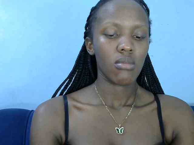 Modèle: Trisha254