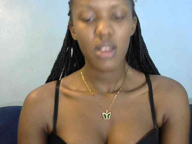 Trisha254 webcam