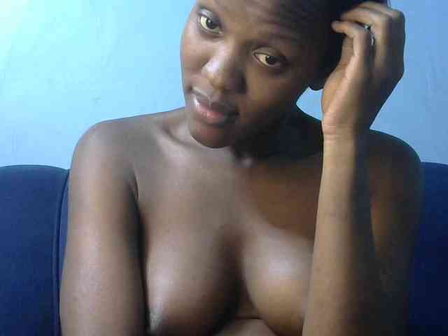 Trisha254 webcam