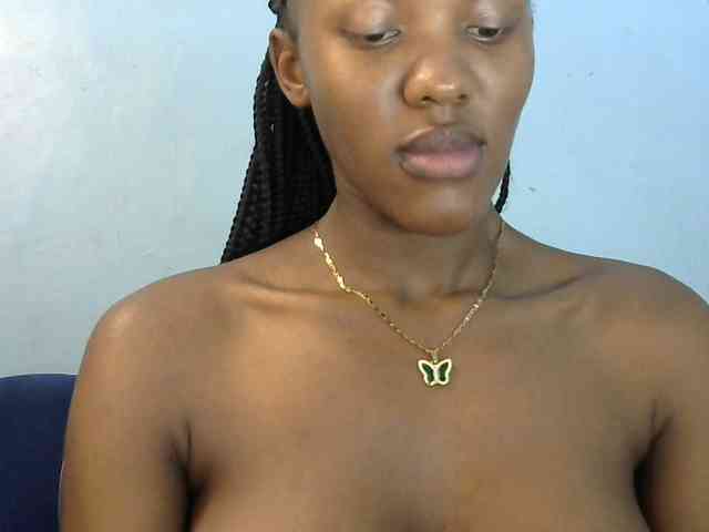 Trisha254 webcam