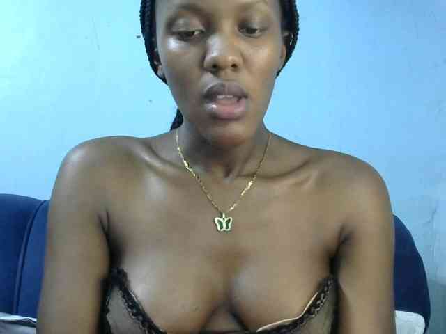 Trisha254 webcam