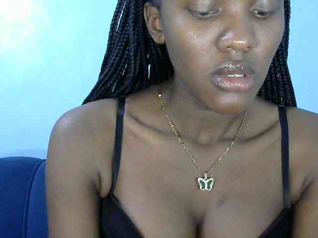Trisha254 webcam