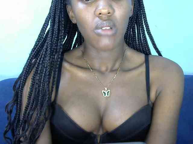 Trisha254 webcam